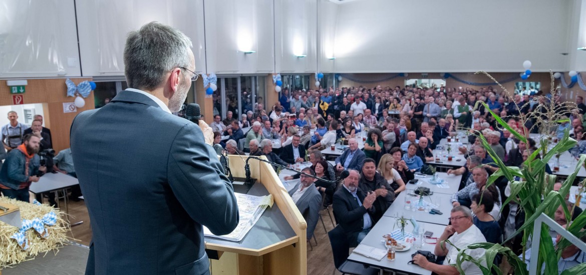 "Blauer Montag" - Oktoberfest mit Herbert Kickl